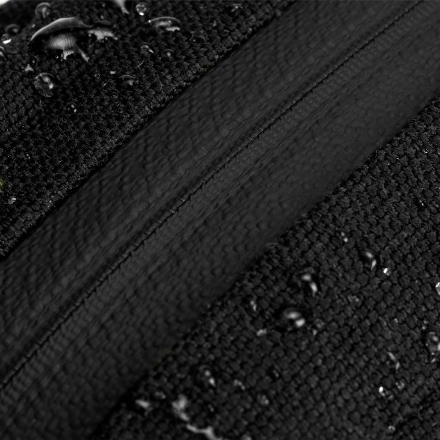 Shoreline Belt Bag 1L - Jet Black